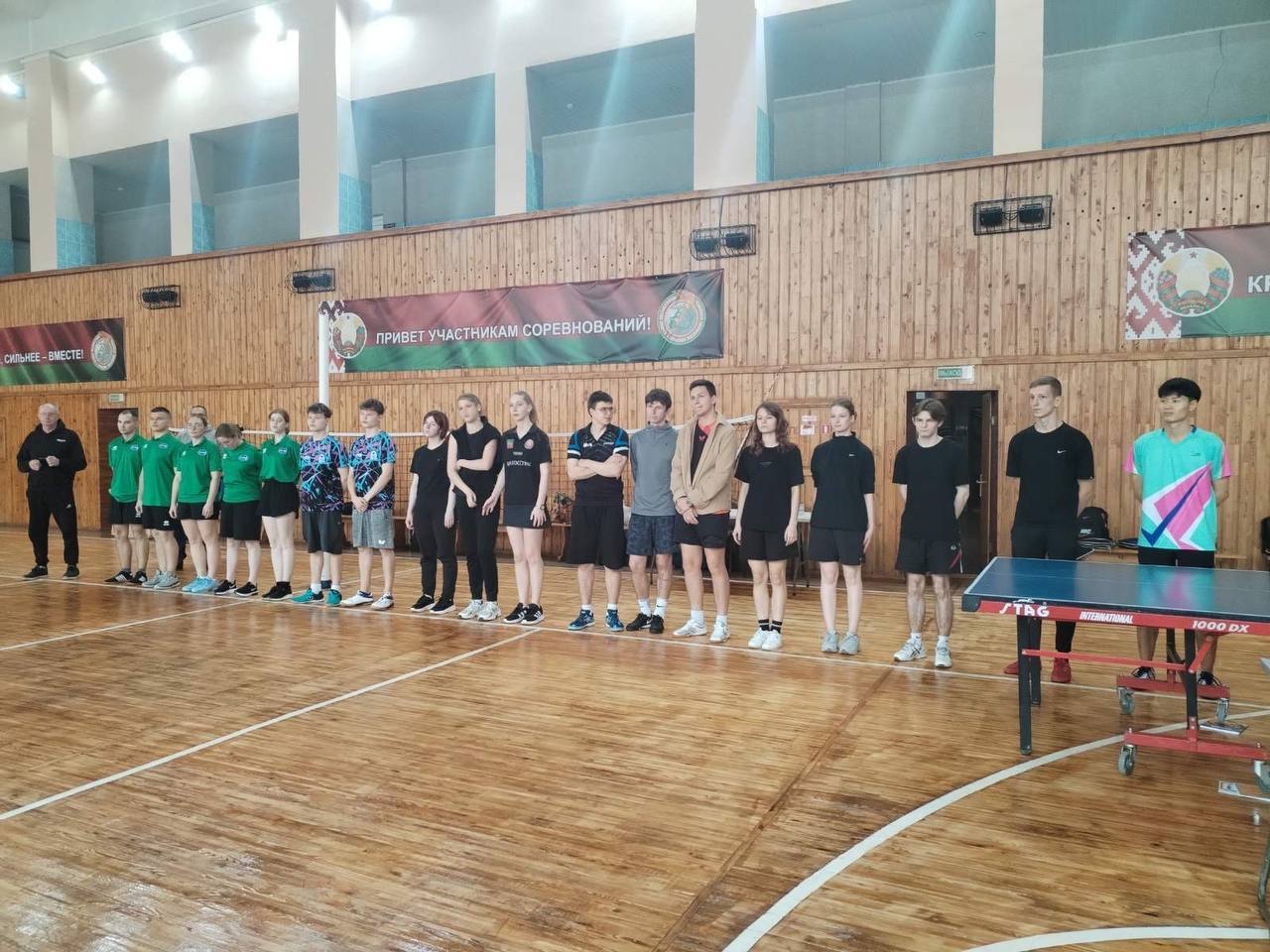 photo_5235962727996527015_y