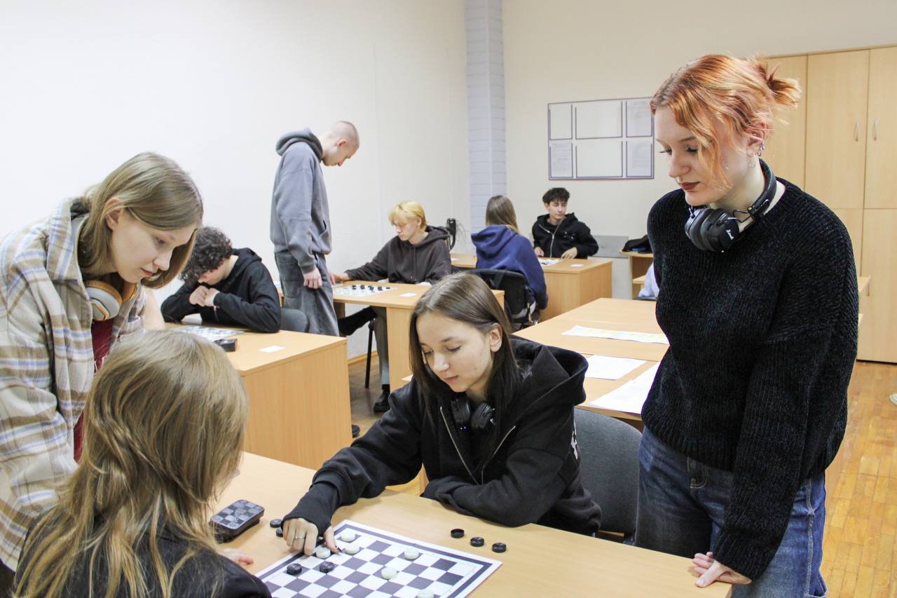 photo_5318861317705764298_y